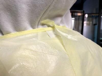 Level 3 PPE CE Approved Disposable PP PE Isolation Gown with Knitted Cuff