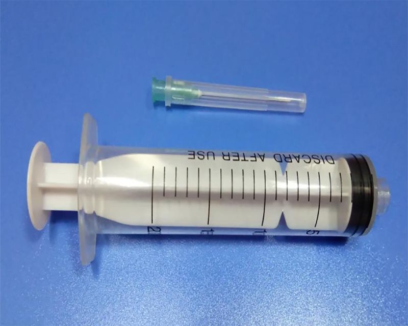 Made-in-China Sterile Dispoaizable Plastic Disposable Syringe 3ml with Needle Slip for Single Use