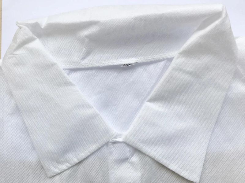 Disposable Non-Surgical Isolation Gown Lab Coat with Pockets