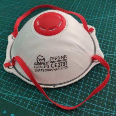 Protective Cup-Shape Head-Mounted Valve FFP3 Face Mask Medical Mask