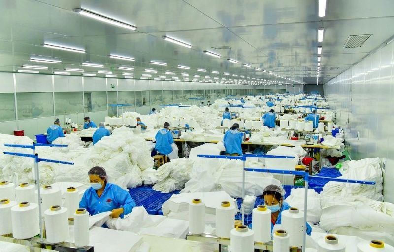 White Kn94 Fish Shaped Non Woven Respirator with Confortable Earloop
