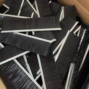 China Galvanized Iron Strip Brush with Nylon Bristle for Escalator