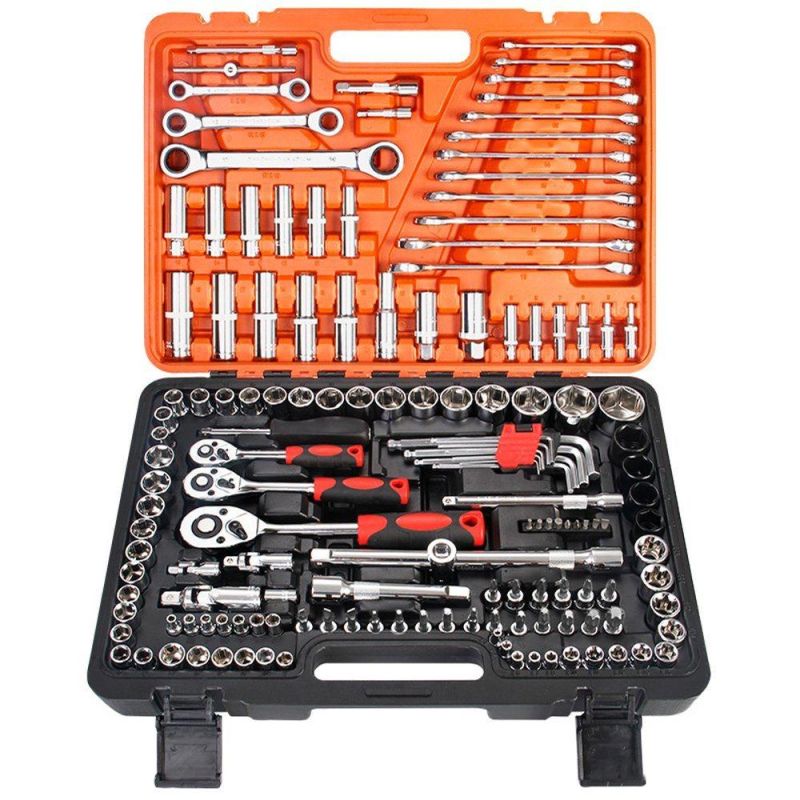 The Manufacturer Supplies 121 Sets of Socket Wrenches, Tool Kits for Automobile Maintenance, Auto and Motorcycle Tools Set