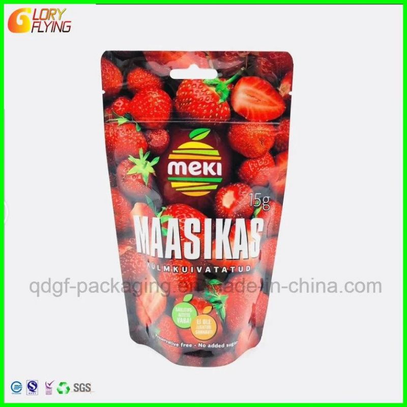 Food Packaging Bag for Packing Peach with Zipper and Hanger Hole.