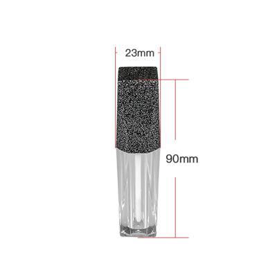 2021 Lip Gloss Tube Fashion 2.5ml Empty Plastic Lip Gloss Tube Packaging with Black Top Black Wand for Makeup