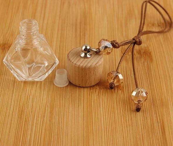 Empty 8ml 10ml Car Air Freshener Hanging Perfume Bottle Fragrance Diffuser Glass Bottle with Wooden Lid