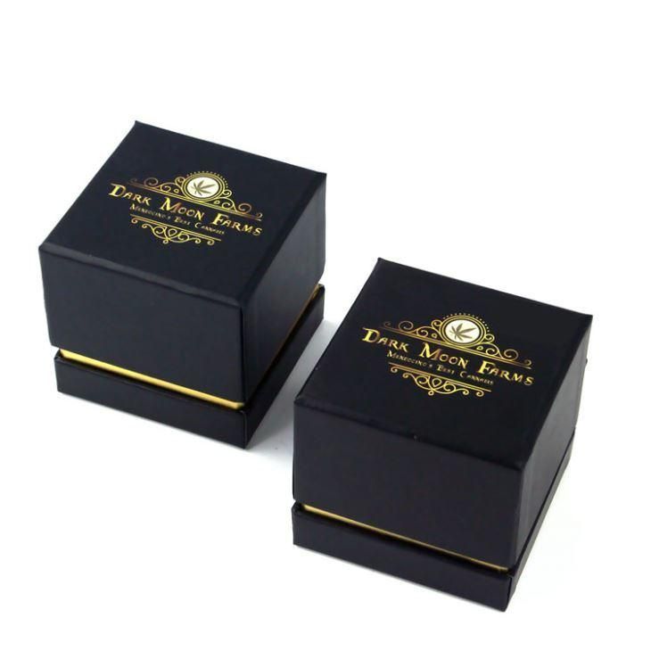 Customized Luxury Golden Hot Stamping Cardboard Candle Packaging Box with Insert