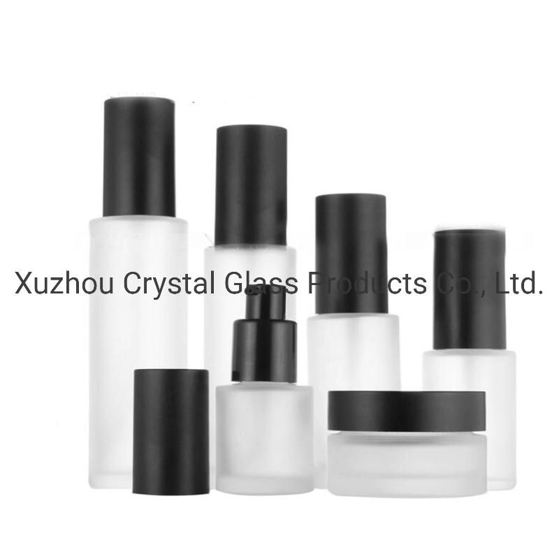 Luxury Lotion Cosmetic Glass Lotion Pump Bottle with Silver Pump for Cosmetic Packaging