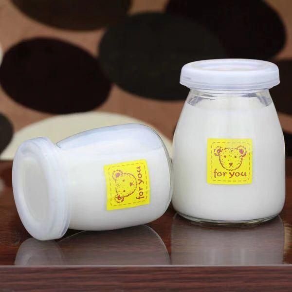 Hot Selling Pudding Glass Bottle for Milk Juice Drinks with Metal Lid