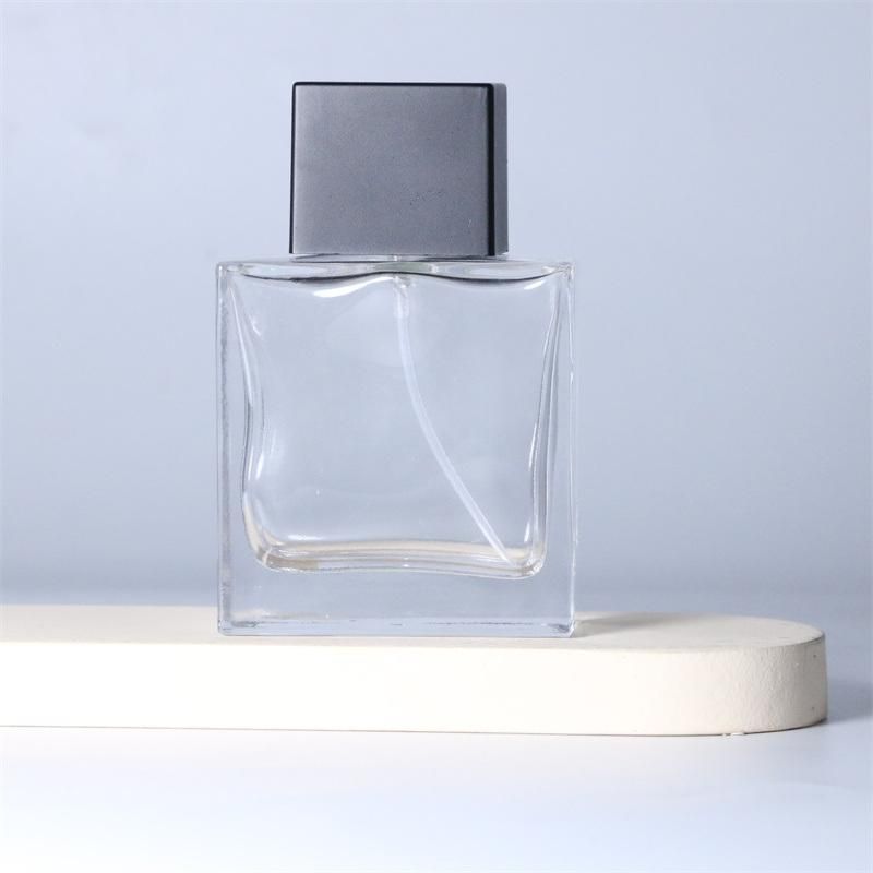 Wholesale Custom Logo 50ml Black Cap Perfume Bottle Glass