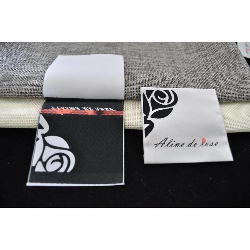 Low Minimum Sinple Design Woven Labels for Bags/Clothing