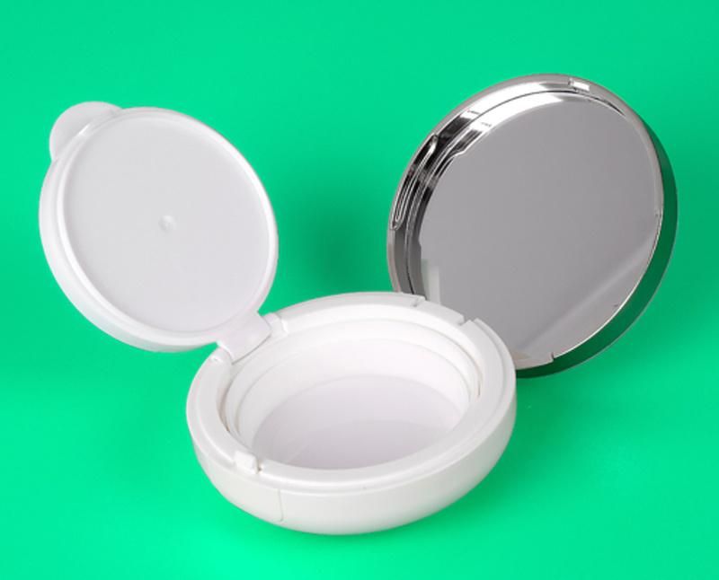 2021 New Fashion Korea White with Mirror Cosmetic Case Compact Powder Bb Cream Case for Makeup Packaging