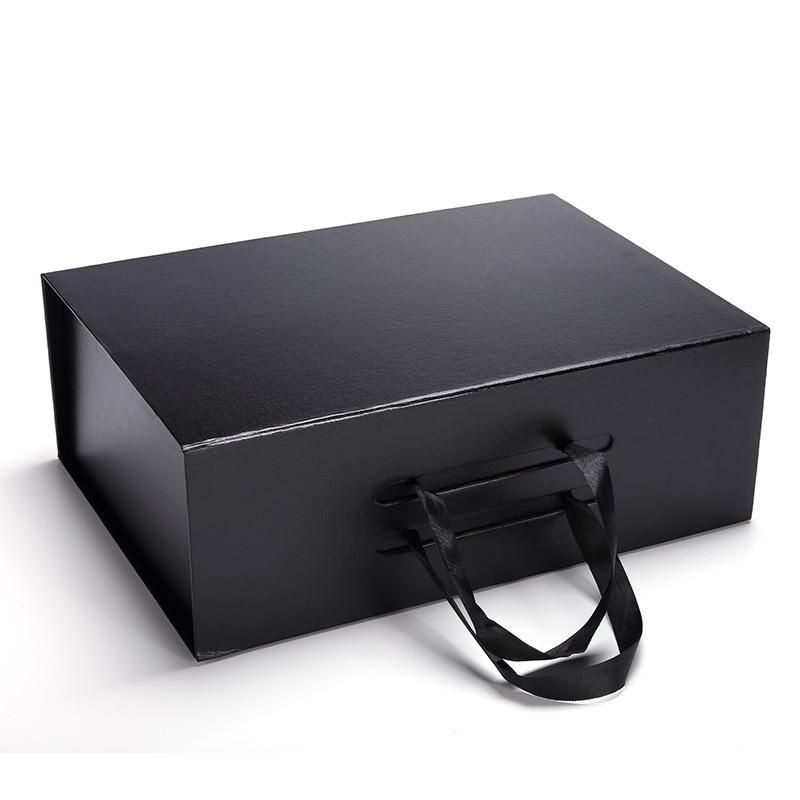 Custom Color and Size Cardboard Magnet Close Box with Ribbon Handle