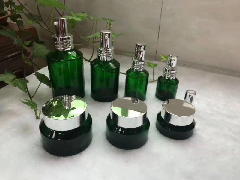 Ds002  Excellent Quality Latest Glass Cosmetic Bottle Set Have Stock