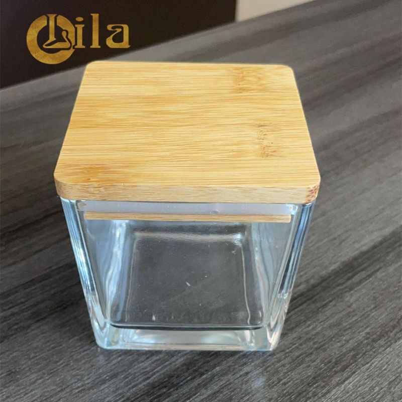 China Wholesale Hot Sale Bamboo Wood Cap 300ml Glass Candle Jar in Dubai