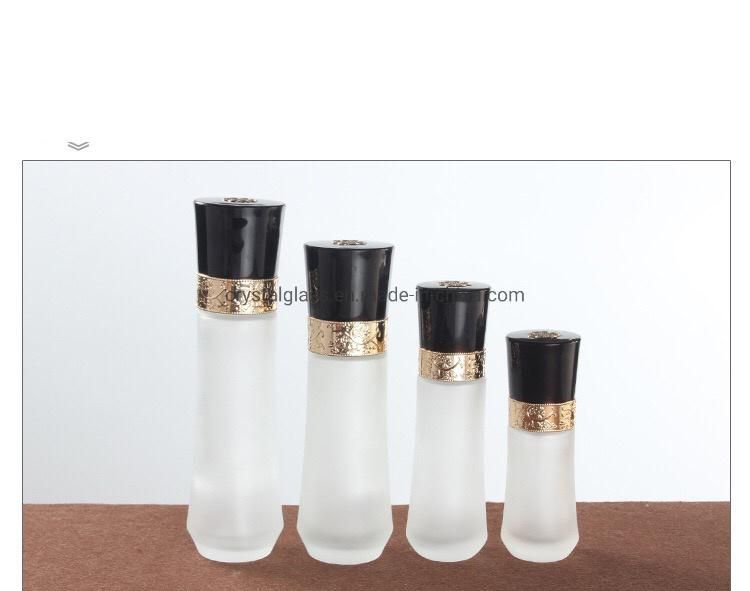 Beauty Cosmetic Glass Empty Lotion Bottle with Black Caps with Gold Line