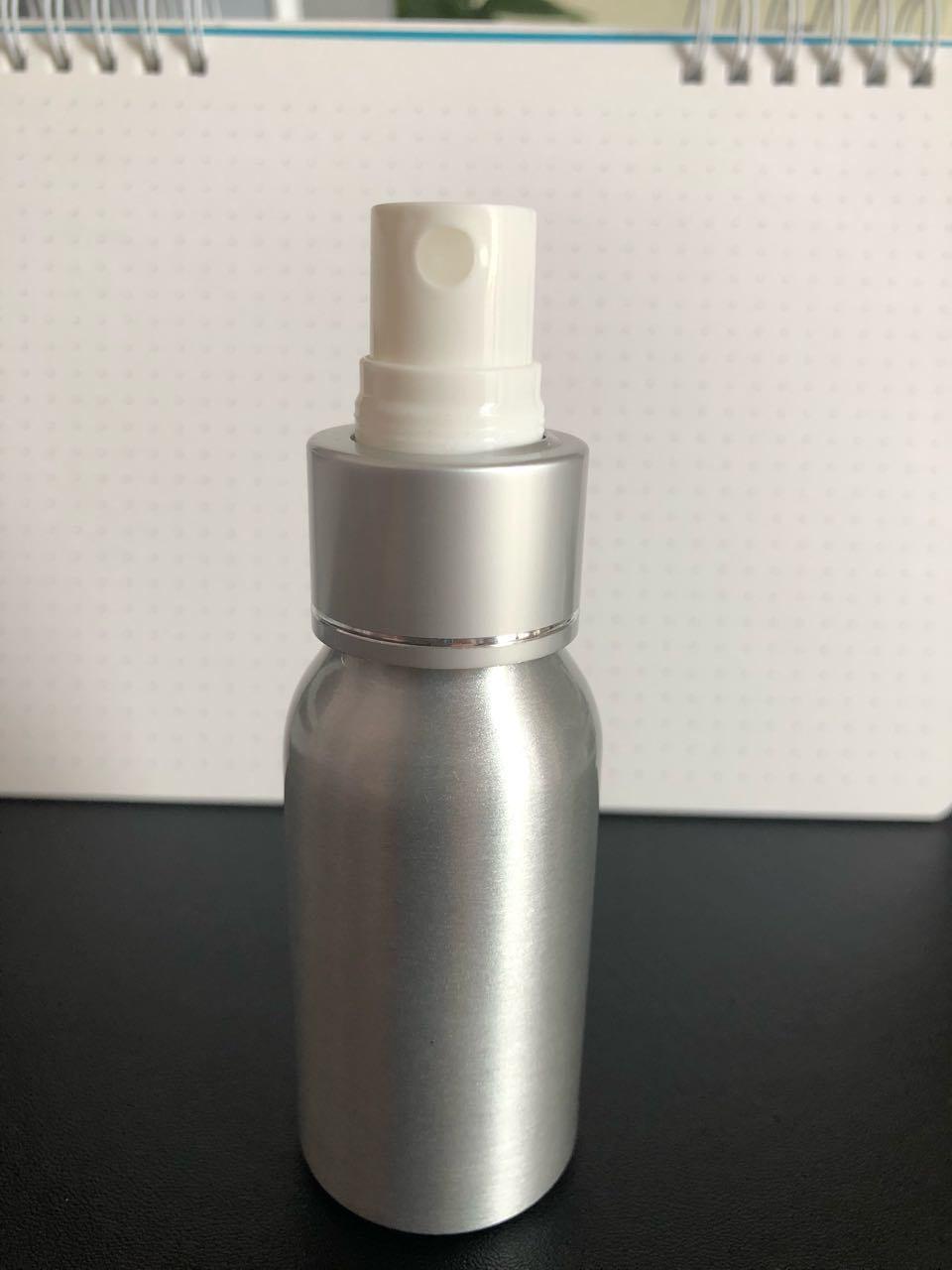 Aluminium Cosmetic Bottles with Screw Spray/Spritz Pumps and Overcaps