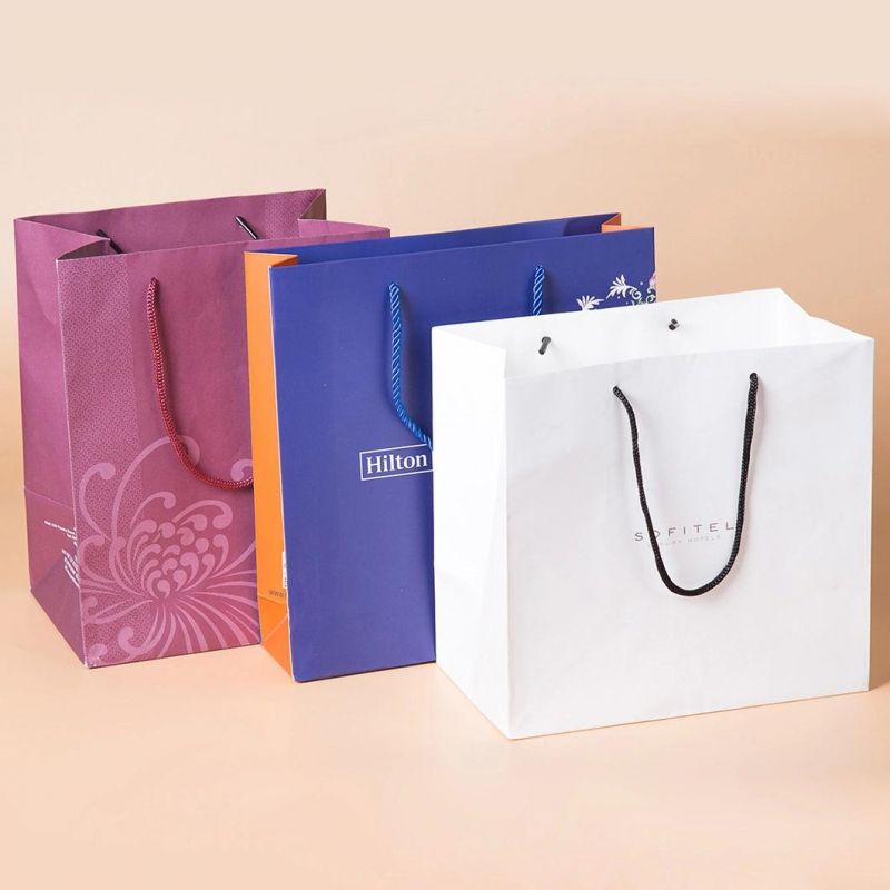 China Wholesale Thick Kraft Paper Hand Bag Gift Bag Packaging