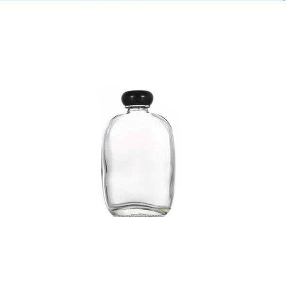 Flat Transparent 500 Ml Whiskey Juice Beverage Drinking Glass Bottle with Plastic Cap