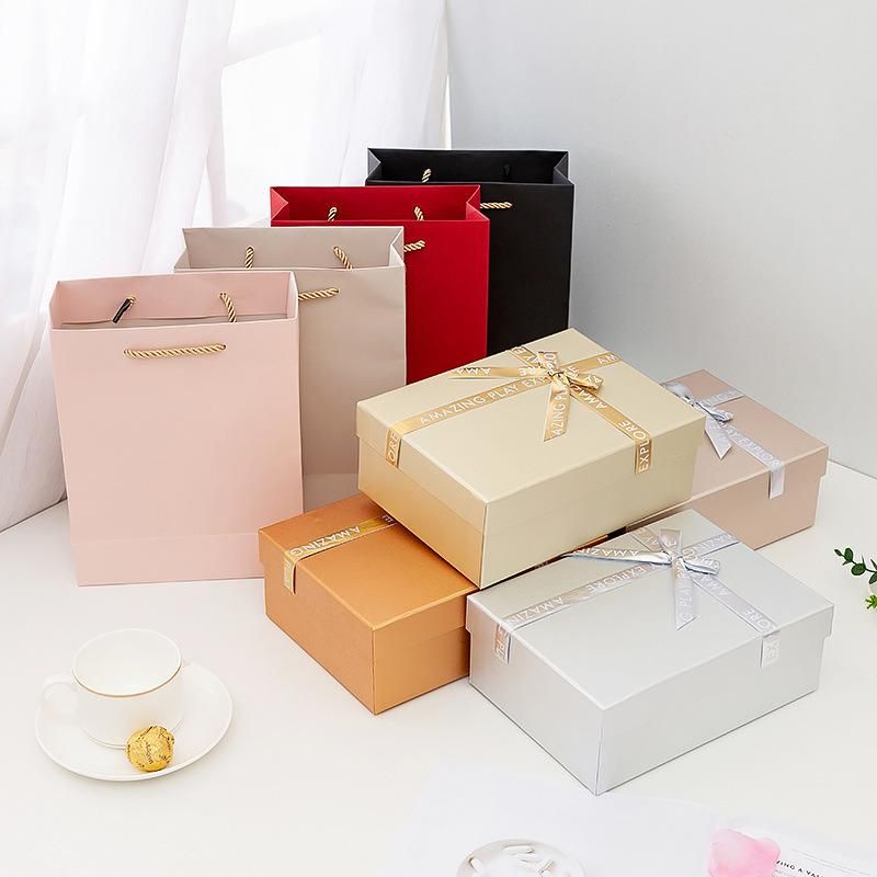 Luxury Black Bank Gift Paper Hand Bag Package Gift Box with Gold Foil Logo Strong Hard Paper Bag