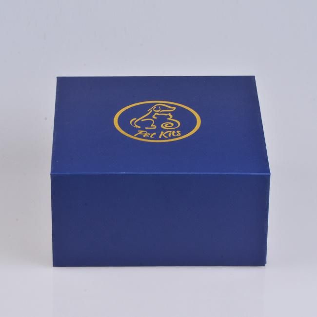 Luxury Gold Foil Custom Printing Folding Box for Clothing