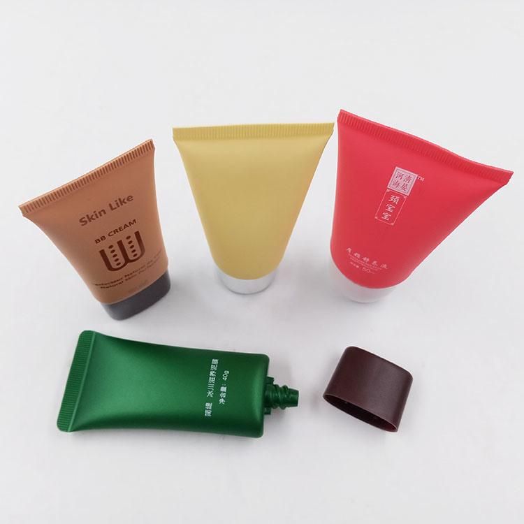 Bb Cream Cosmetic Packaging Oval Plastic Tube with Gold Screw