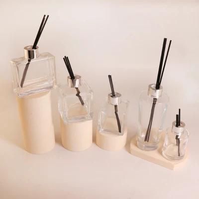 Factory 100ml Low MOQ Bottle Wholesale Supplier Empty Diffuser Bottles with Cap