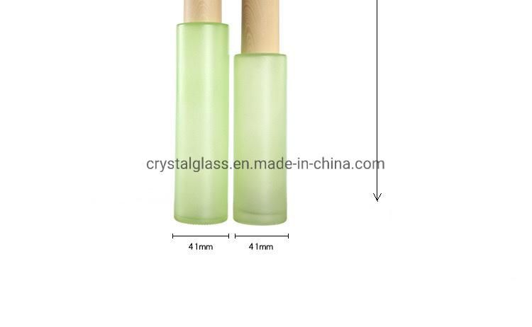 Green Color Lotion Spray Bottle with Wood Caps for Cosmetic Packing