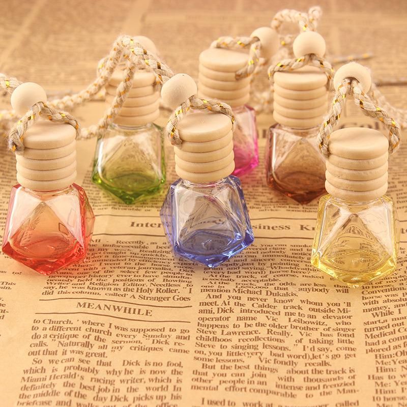 Car Hanging Empty Refillable Bottles Auto Perfume Diffuser Bottle Hanging Pendants Creative Essential Oil Bottle Ornaments