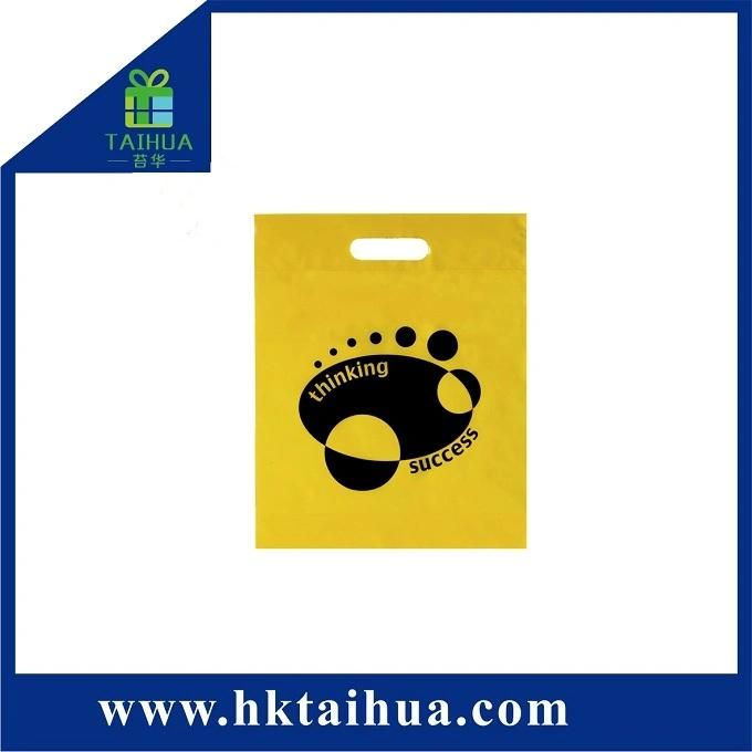 Cheap Garment Shopping Plastic Carry Bag Custom Printed Punch Handle Bags with Your Logo
