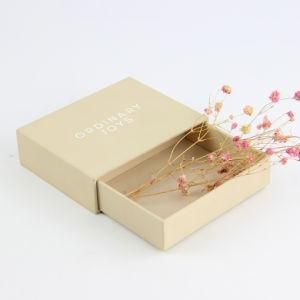 Chinese Wholesale Gift Box Magnetic Closure Small Gift Box