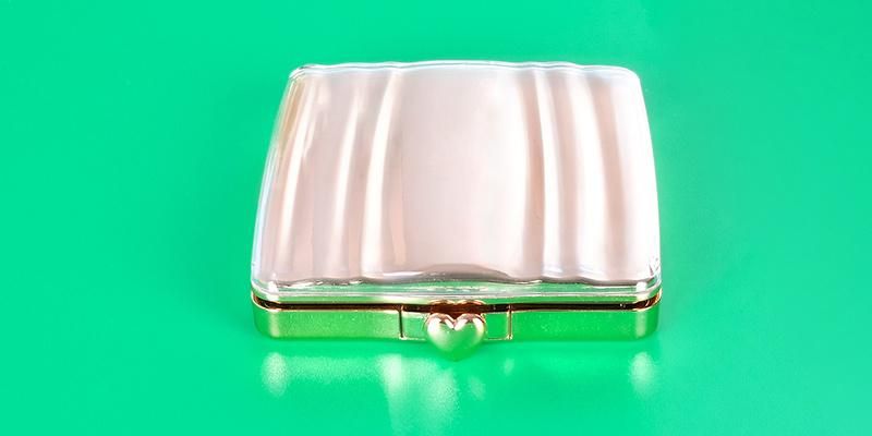 Low MOQ Luxury Golden Empty Square Compact Powder Case for Compact Packaging