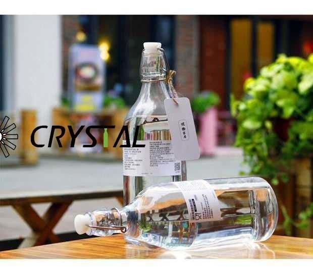 Creative Wine Transparent Glass Beverage Bottle with Clip Cap