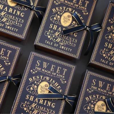 Vintage Book Shape Custom Pattern Cardboard Handmade Folding Gift Cookies Chocolate Wedding Favor Candy Box with Ribbon