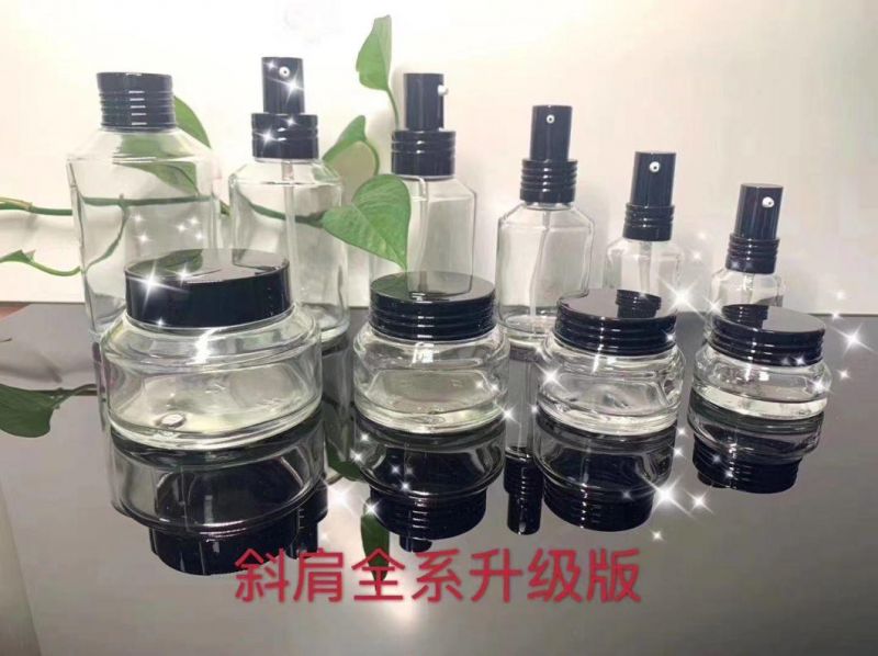 Ds002  Excellent Quality Latest Glass Cosmetic Bottle Set Have Stock