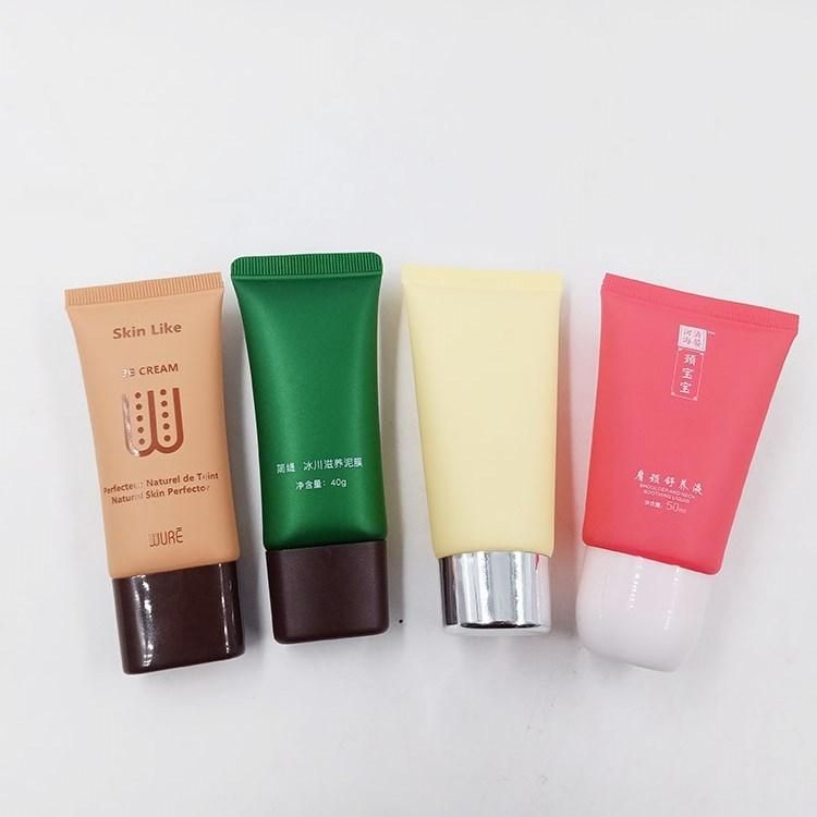 Bb Cream Cosmetic Packaging Oval Plastic Tube with Gold Screw