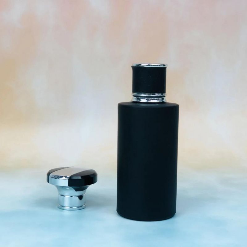 Luxury Solid Black Glass Perfume Bottles for Men with Different Caps