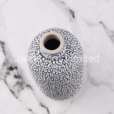 Hot Selling Carved Texture Premium Ceramic Bottle for Brandy