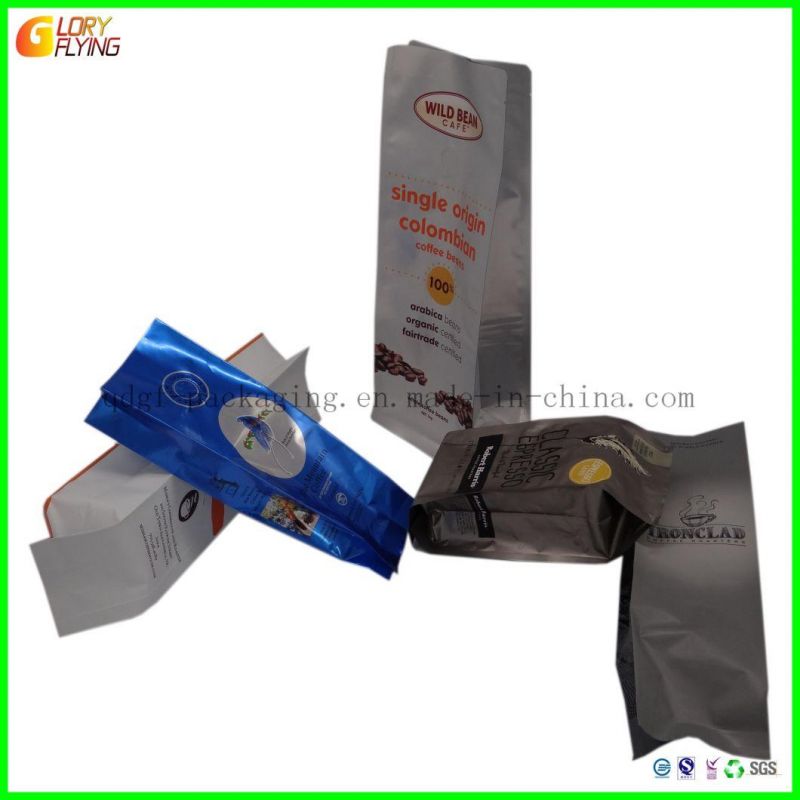 Manufacturer of Paper Bags and Ladies′ Underwear Bags