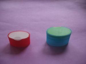 Double Colored Snap Caps for Shampoo and Conditioner