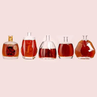 Wholesale Transparent Round Small Mini Empty Glass Bottles of Liquor with Cork