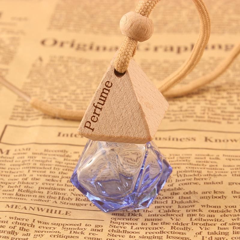 Pyramid Lid Diamond Empty Diffuser Car Perfume 8ml Air Freshener Hanging Ornament Gadget Bottles Random Color Car decoration Hot Sale