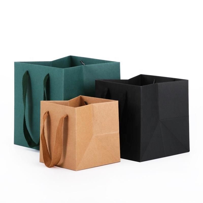 High Quality and Cheap Shopping Gift Packing Bag in Design Printed Card Board Handle Bag