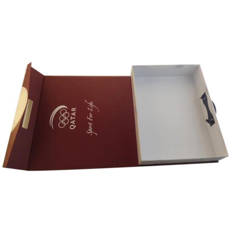 PVC Handle and Magnetic Closure Hinged Paper Gift Box