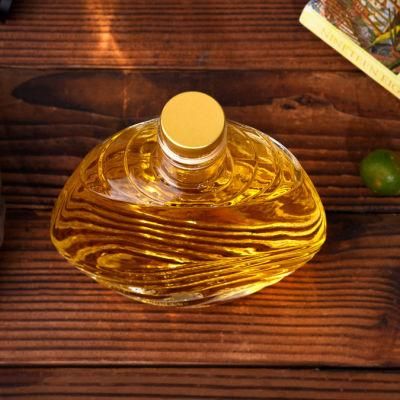 750ml Leaf Shape Glass Bottle for Wine Packing