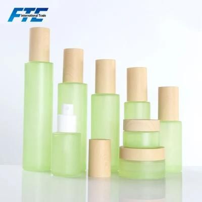 Wholesale Glass Mist Spray Bottle Lotion Pump Bottle Cosmetic Jar