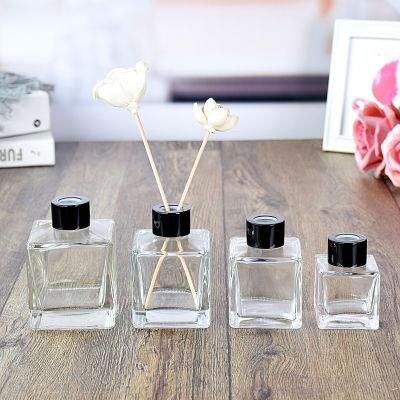 China Factory Ready Stock 10ml 20ml 30ml for Sale Perfume Glass Bottle Rattan Sticker Diffuser Reed Bottle for Car and Home Usage