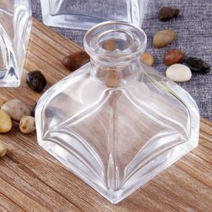 Beautiful Carving Pattern Aroma Reed Diffuser Bottles Aromatherapy Oil Glass Bottle