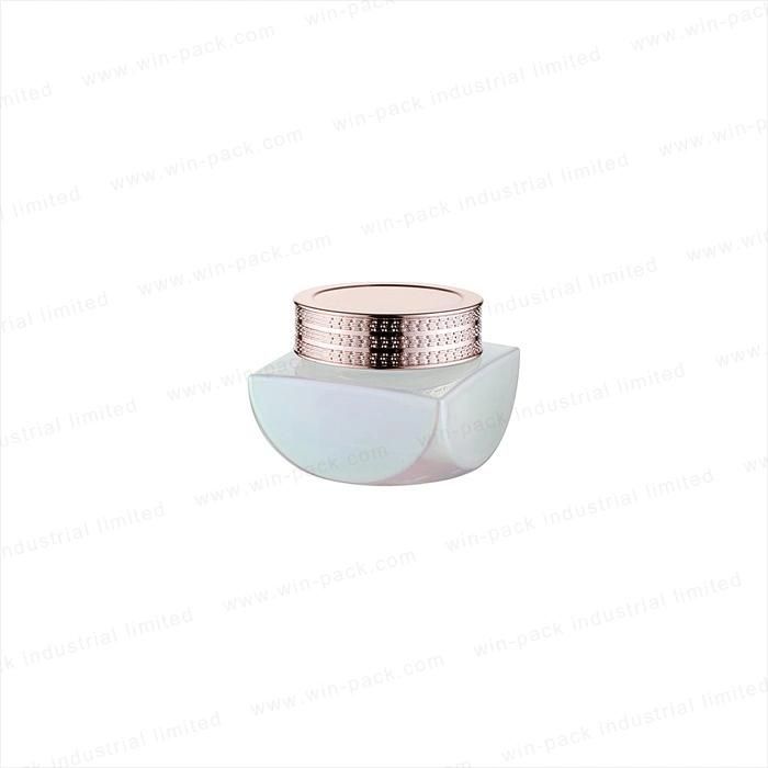 New Design Cosmetic Gradient Lotion Glass Pink Bottle with Pink Cap 110ml 140ml Wholesale