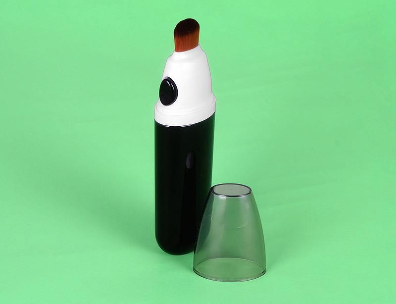 30ml Latest Design Empty Plastic Bottle for Liquid Foundation with Brush